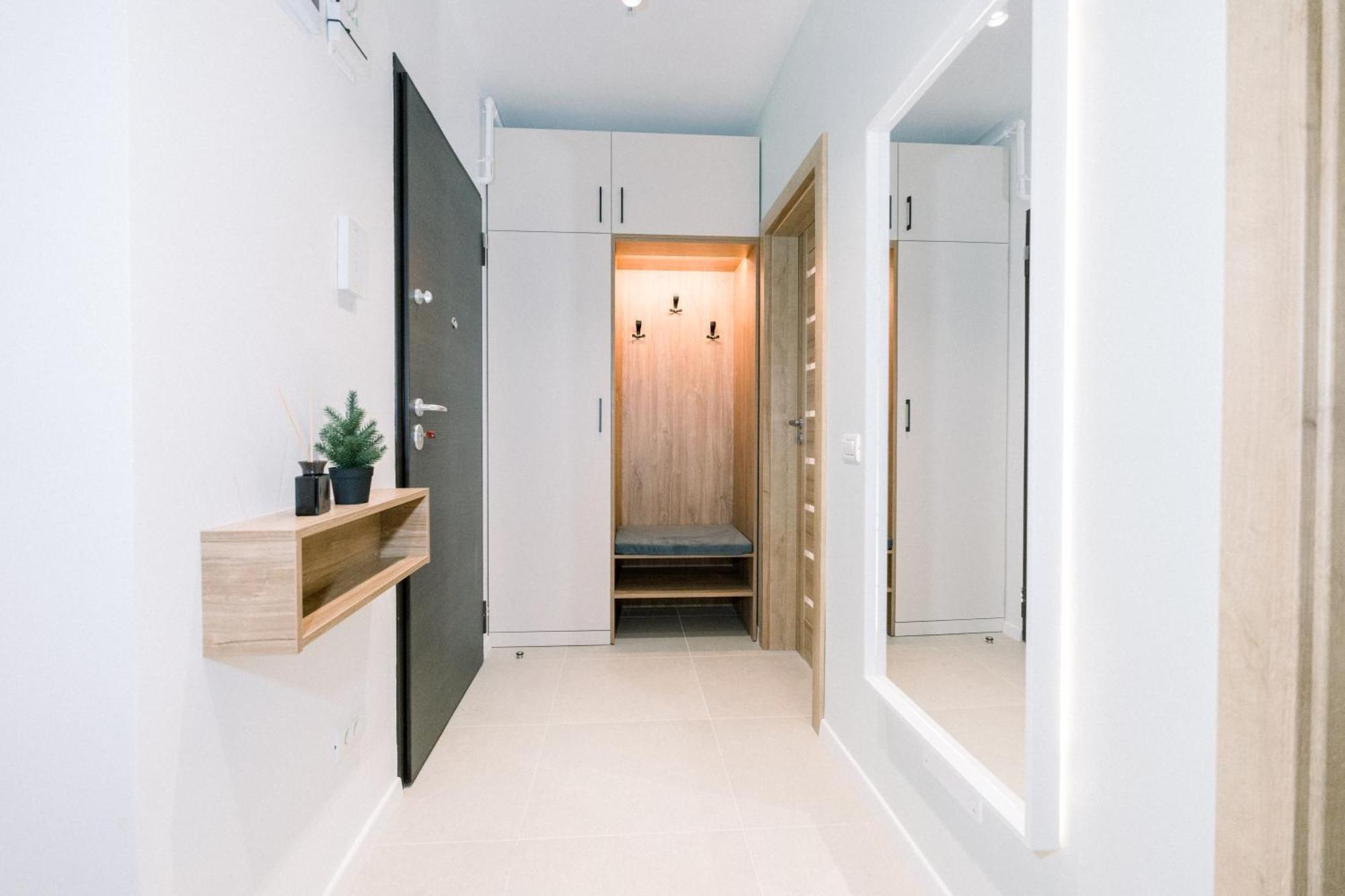 Forest Mist/plaza Afi Mall Apartment *